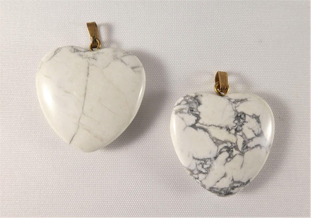 Magnesit - Herzanhänger - mit Öse