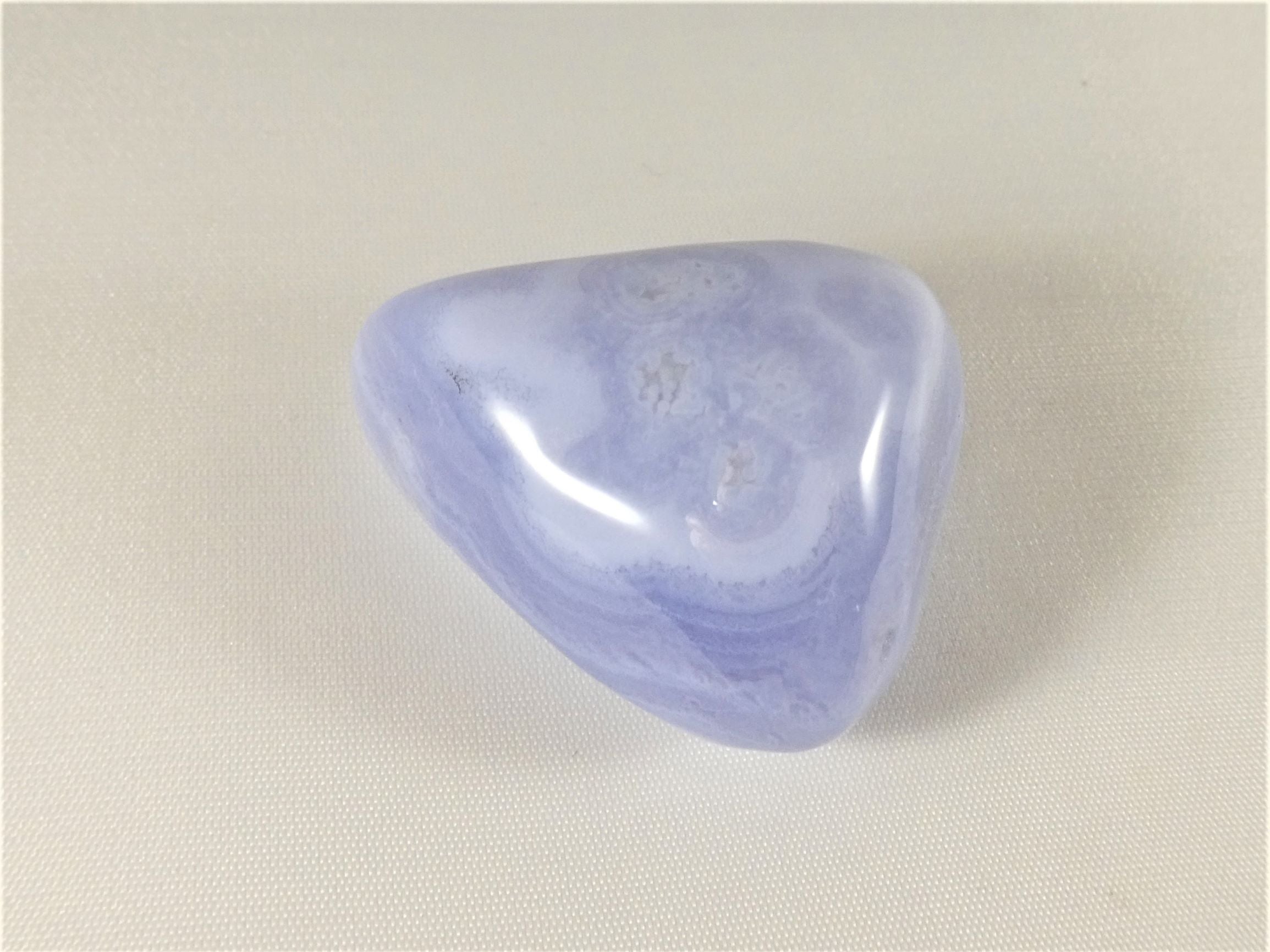Chalcedon blau - Trommelstein